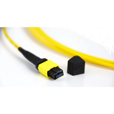 Mtp(Mpo) Fibre G657.A1 (9/125) de mode unique 16 pour le connecteur APC PSM8 400G